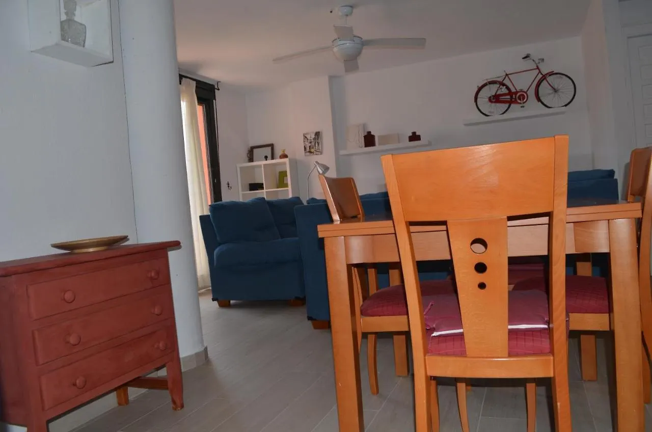 BONITO ÁTICO CON VISTAS y BARBACOA Apartamento Zahara de los Atunes