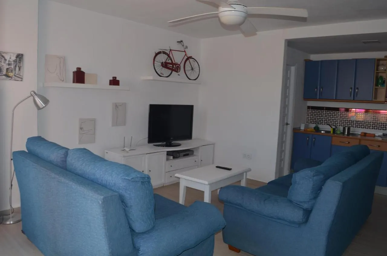 BONITO ÁTICO CON VISTAS y BARBACOA Apartamento Zahara de los Atunes