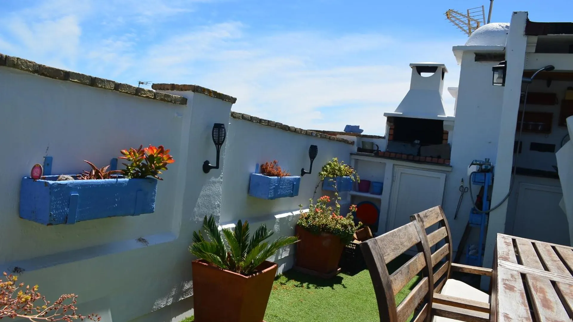 BONITO ÁTICO CON VISTAS y BARBACOA Apartamento Zahara de los Atunes