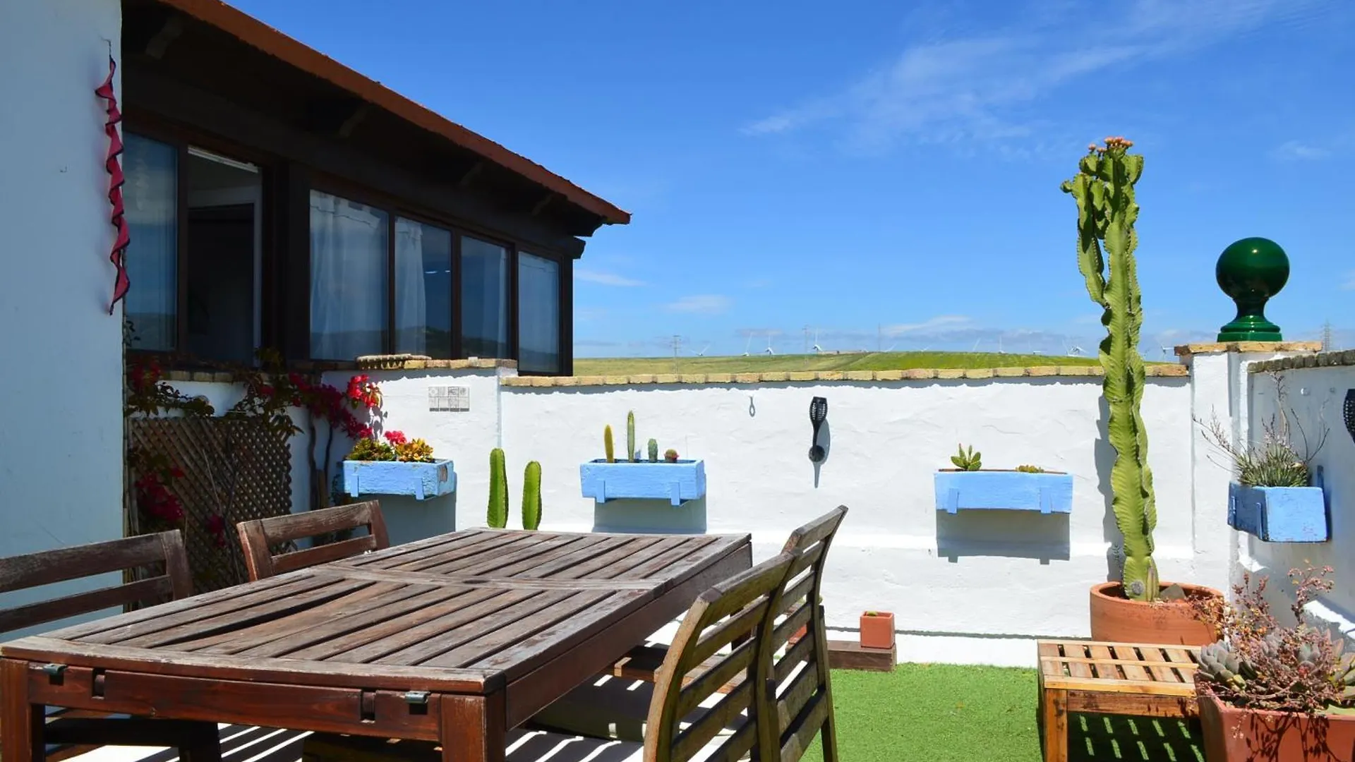 BONITO ÁTICO CON VISTAS y BARBACOA Apartamento Zahara de los Atunes
